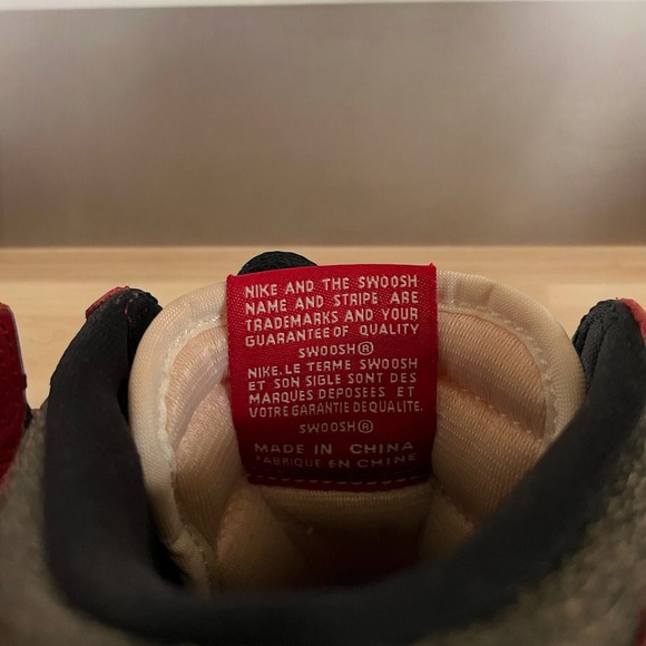 Jordan 1 Chicago Lost and Found Retro High OG - 4.5Y / Women's 6 - Picture 7 of 8